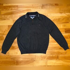 Tommy Hilfiger sweater